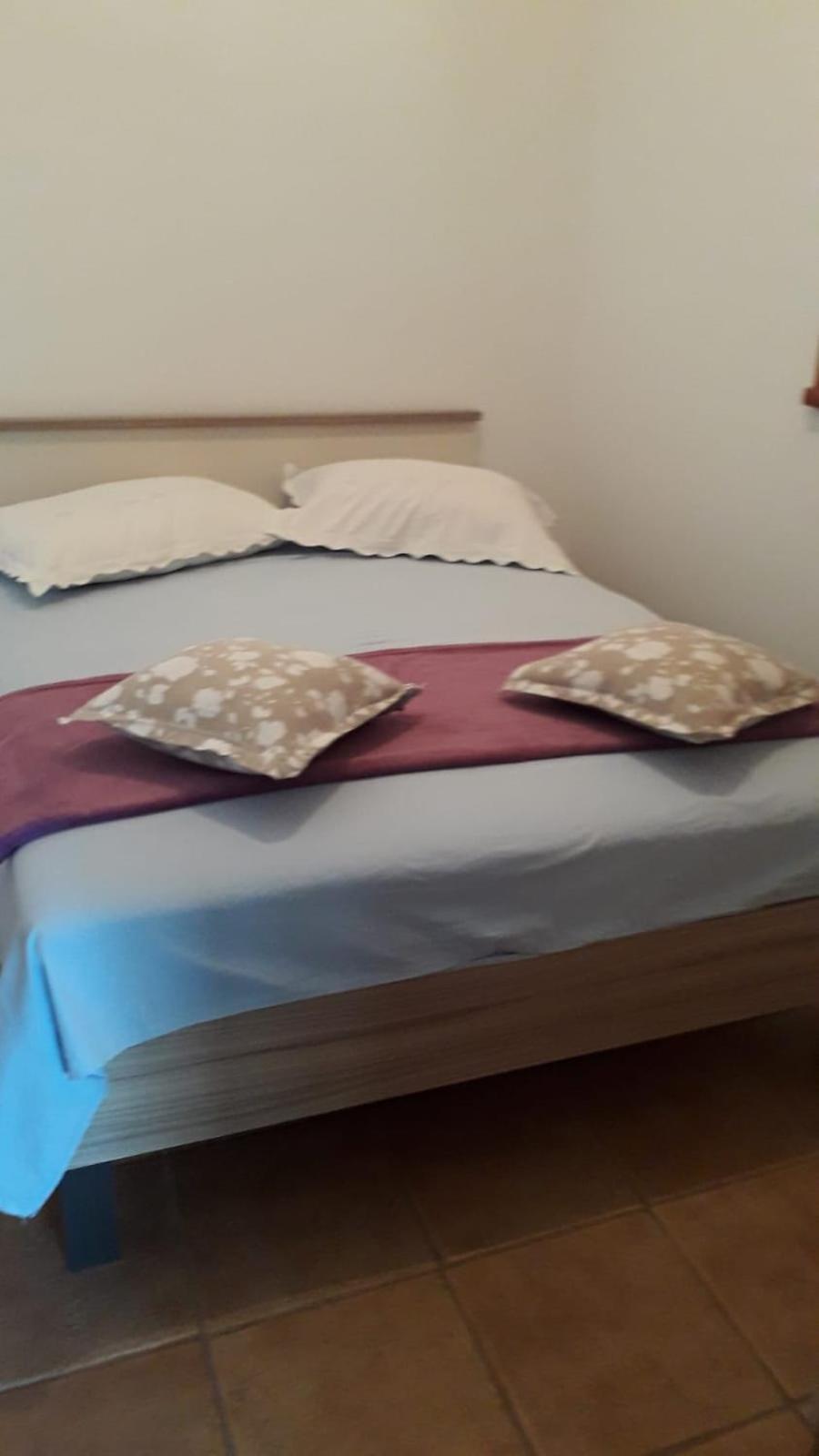 Blato  Secluded Holiday House Prigradica, Korcula - 19956 חדר תמונה